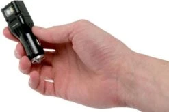 Nitecore VCL10 Quick Charge Car Charger With White/ Red Light And Glass Breaker -Nitecore NCVCL10 05 nitecore